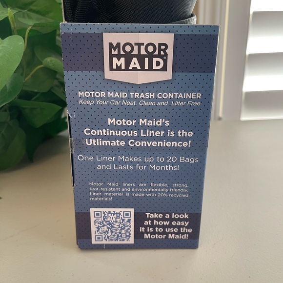 New Motor Maid Vehicle Trash Container - Picture 5 of 8